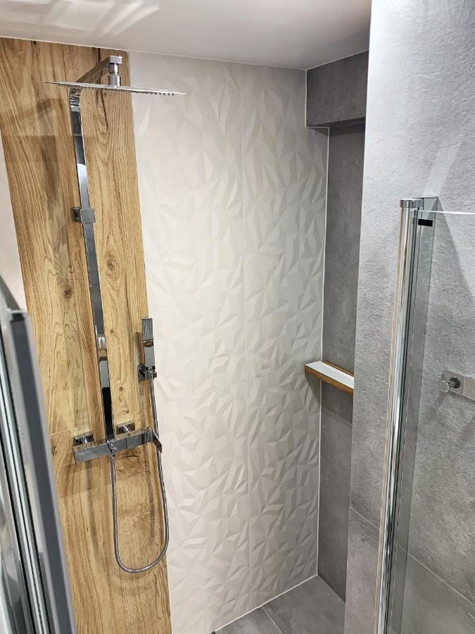 Lm Ventus Apartment Kielce Eksteriør billede